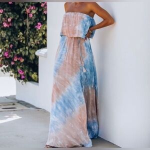 Aakaa|Strapless Blush Pink & Blue Tie Dye Maxi Dress with Deep Slit, Size M•••